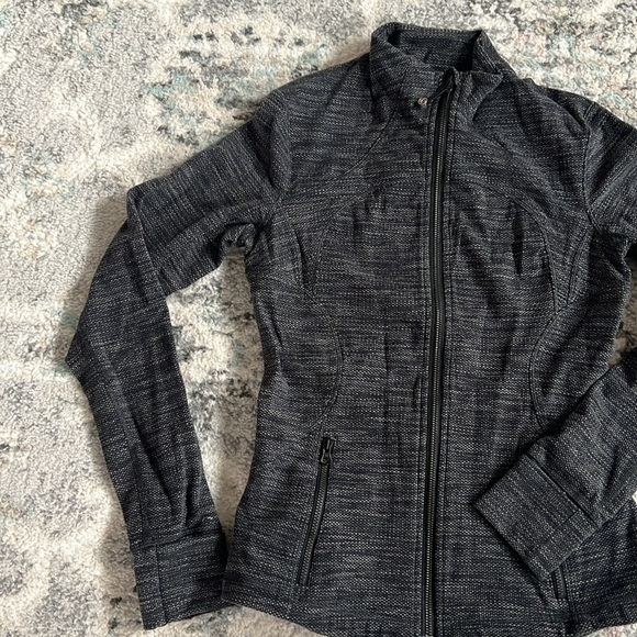 Lululemon Forme Jacket - Picture 2 of 10